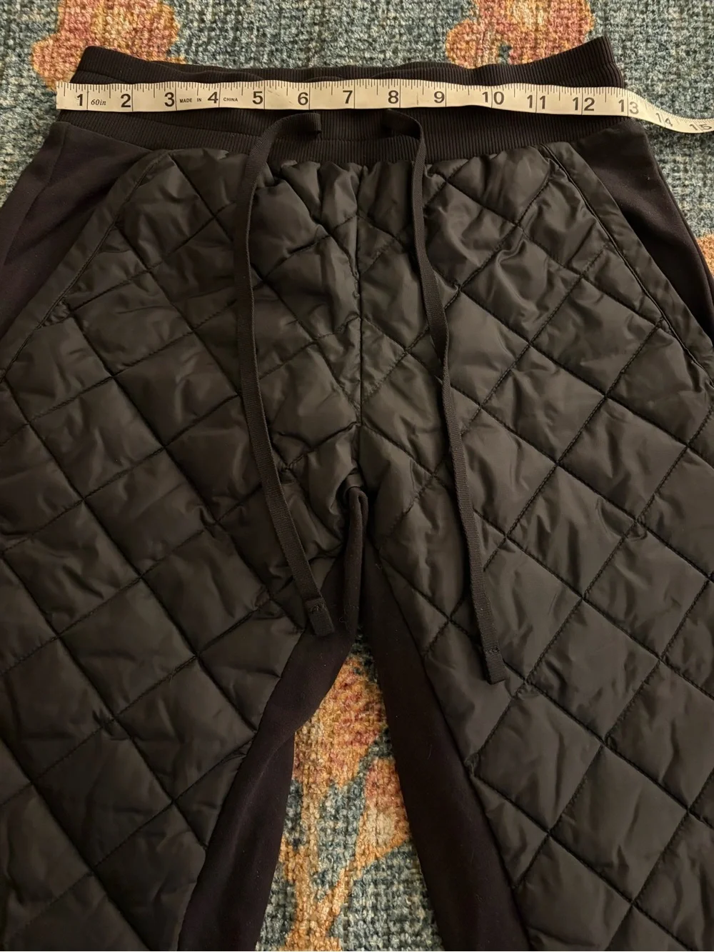 Women’s ALO Yoga Winter Warm Moto Puffer Joggers
